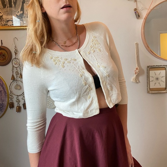 Y2K adorable beaded cardi - Picture 2 of 6